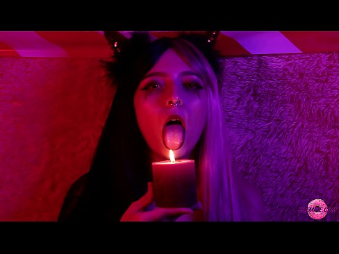 ❤️ Μια παθιασμένη πίπα από ένα σέξι Succubus με ένα σπέρμα στο στόμα της. Όμορφο πορνό ❌️❤